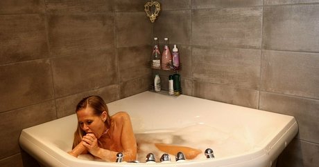 Om Du Har Lyst Har Du Lov エロティックなポルノスター 画像