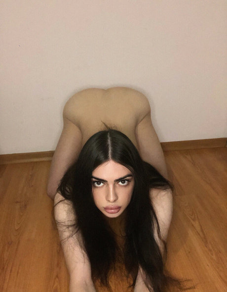 毛深い赤毛のオンリーファンズ 素敵 写真