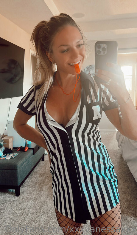 ぽっちゃりブロンドのオンリーファンズ えろ 画像