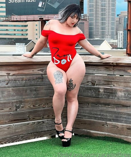 アナルアジア人オンリーファンズ 美しいヌード 写真