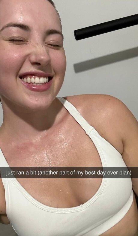 いちごミルクオンリーファンズ セクシーヌード 画像