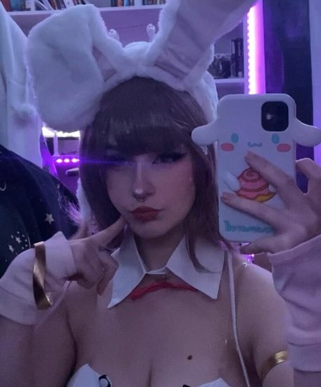 マッサージセラピストオンリーファンズ セクシーヌード 写真