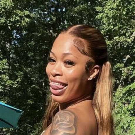 Official liyahhh 無料スター ギャラリー