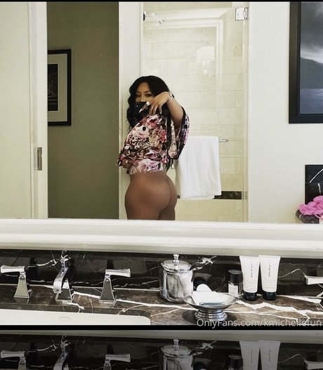 K Michelle モデル 写真