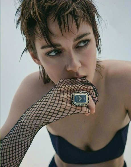 足の動画 オンリーファンズ アダルト ギャラリー