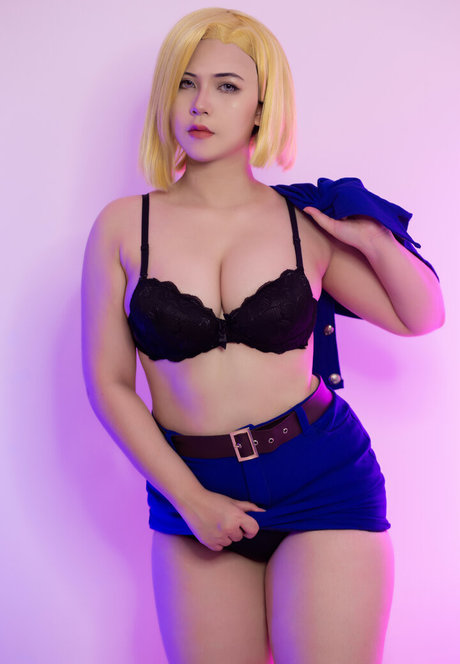 ジムのインフルエンサーオンリーファンズ ヌード 画像