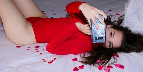 金髪オナニーオンリーファンズ ポルノ 写真