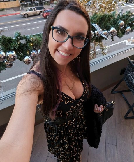 曲線美のブロンドオンリーファンズ 無料 ギャラリー