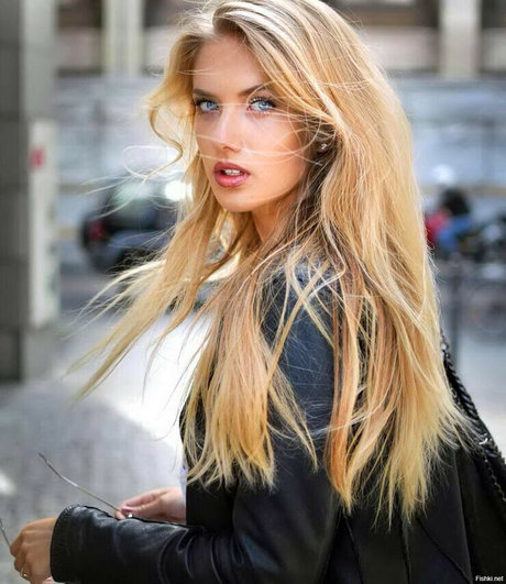 Alica Schmidt 完璧なポルノスター 画像