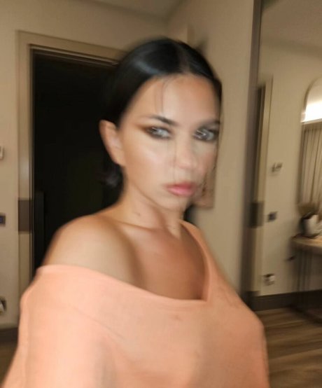 角質の女の子オンリーファンズ 無料エロ 写真