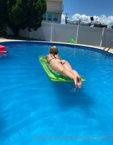 haileymarie4657 セックス女優 写真