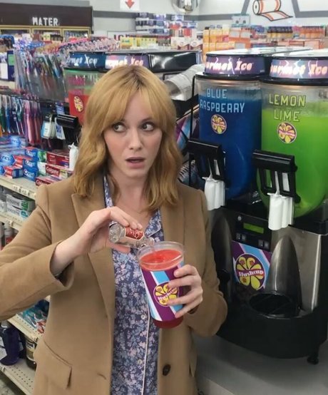 Christina Hendricks アートスター 写真