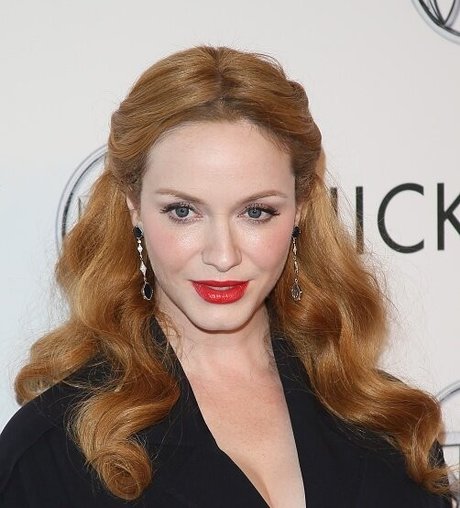 老母オンリーファン 美しい裸 写真