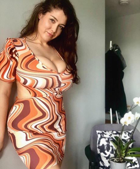 thebellebella ホットなモデル 写真