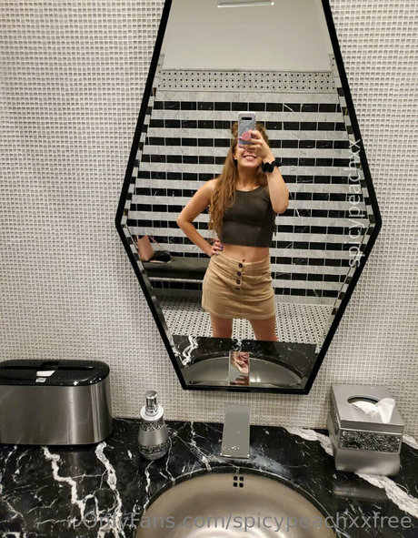 大きなお尻の黒人オンリーファンズ パーフェクト 写真