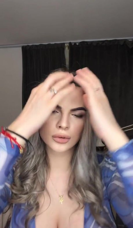 Lorean 無料のポルノスター 画像