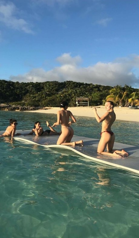 POVオンリーファン ヌード ギャラリー