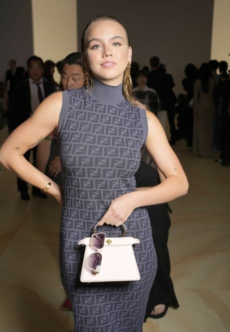 赤毛のセックスオンリーファンズ 可愛い ギャラリー