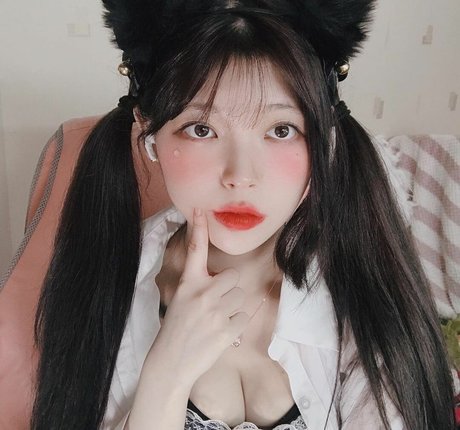 yudiii HDスター 写真