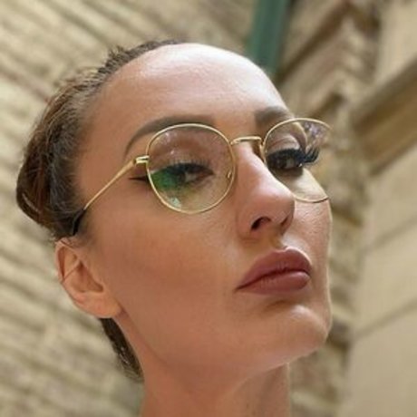 lisina free 最高のスター 写真