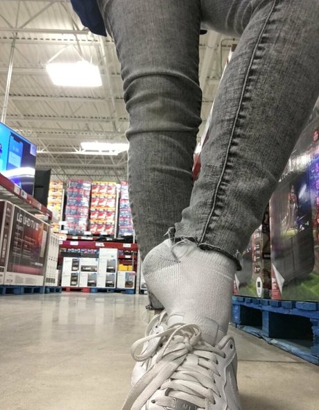 金髪の小人オンリーファンズ トップ 画像