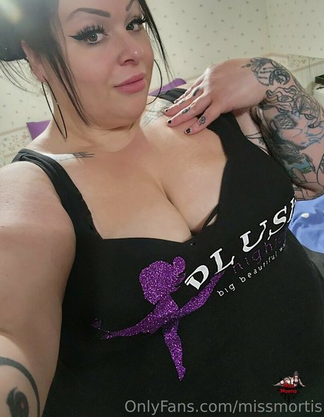 missmortis 完璧なポルノスター ギャラリー