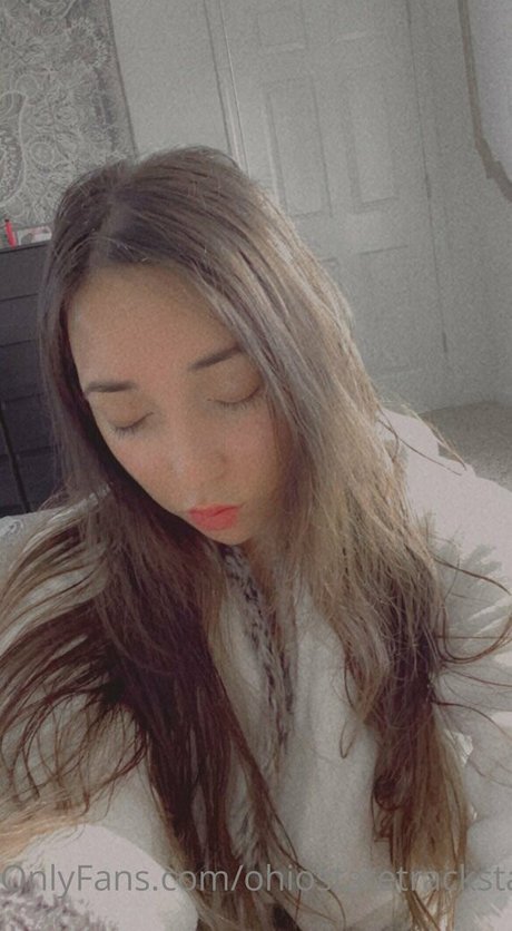 裸の女の子オンリーファンズ 無料xxx 写真