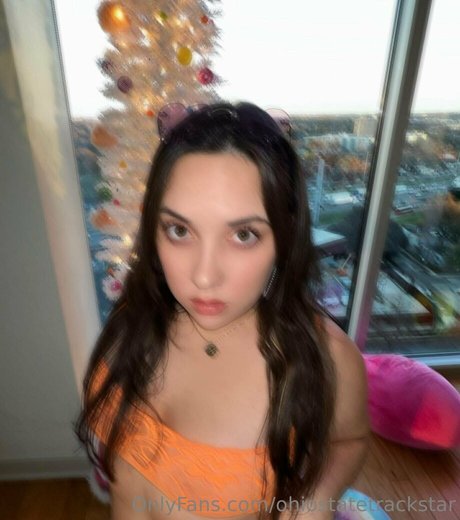 黒檀の熟女オンリーファンズ ホットセックス 画像