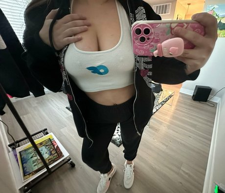 アマチュアディープスロートオンリーファンズ 無料 写真