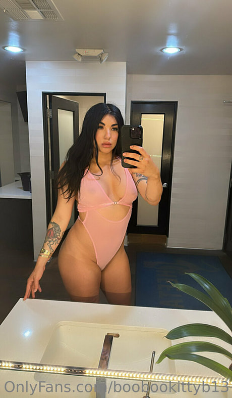 Boobookittyb13 高品質モデル 写真