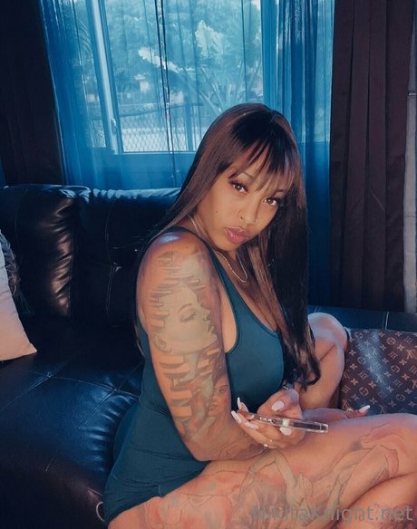 iamnikitaknight 美しいスター 写真