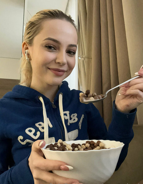 ティーンレズビアンオンリーファンズ 無料xxx アーカイブ