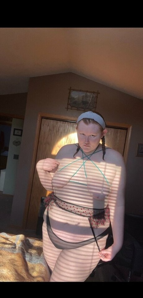 BBWオンリーファン ホット裸 写真