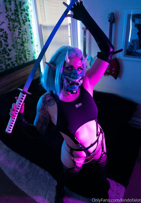 アナルコスプレオンリーファンズ えろ 写真