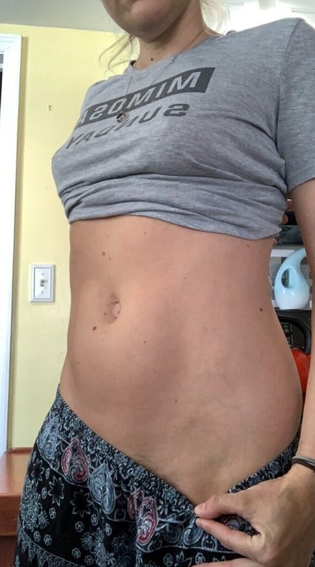 misscherryfitx ヌードモデル 写真