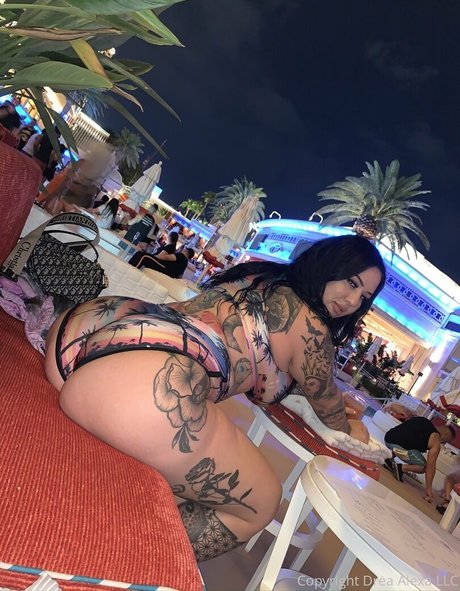 ダウンオンリーファン 無料 写真