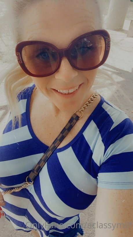 LGBTオンリーファン ヌード 写真