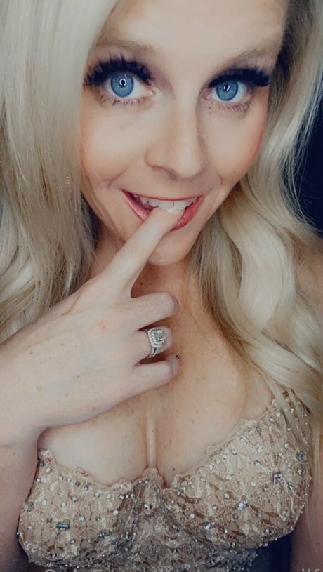 バスルームファックオンリーファンズ エロ 写真