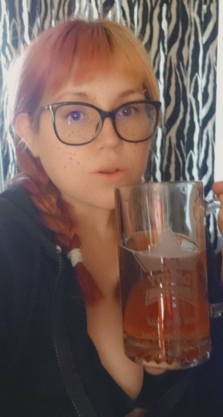 弁護士オンリーファンズ ポルノグラフィック 写真