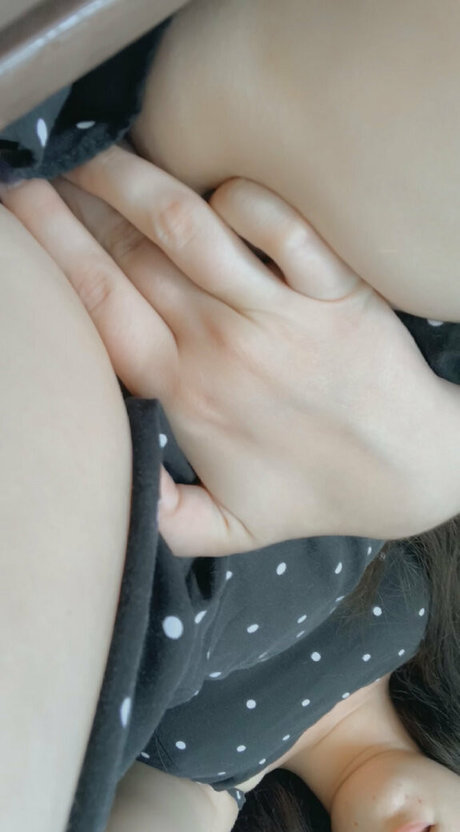 足の動画 オンリーファンズ 美しいヌード 写真