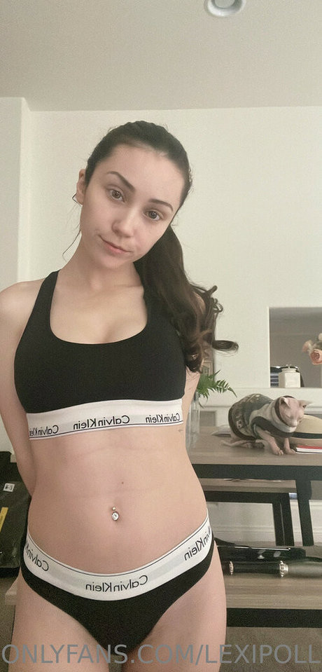 フィットネスプッシーオンリーファンズ エロ ギャラリー