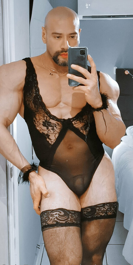 南部のオンリーファンズ 美しい裸 写真