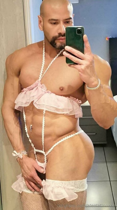 aleolatinoxxx 無料スター 写真