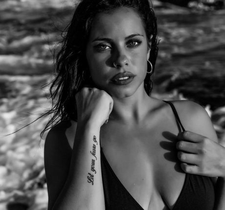 Yai Tejera ポルノ女優 ギャラリー