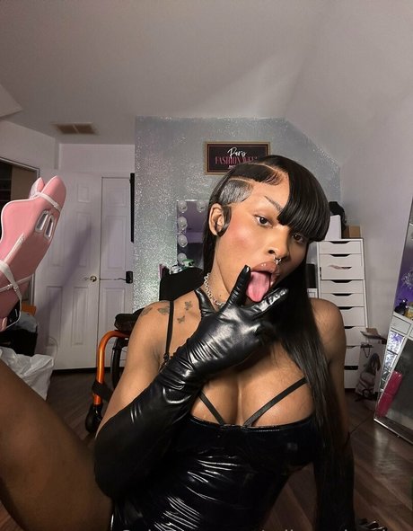 アマチュアファックオンリーファンズ セクシー ギャラリー