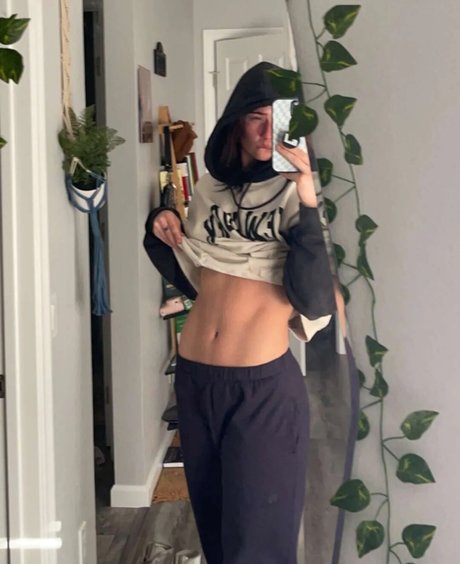 義母オンリーファンズ ホットセクシー 写真