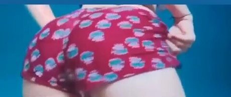 Kalymne Sampaio HD女優 アーカイブ