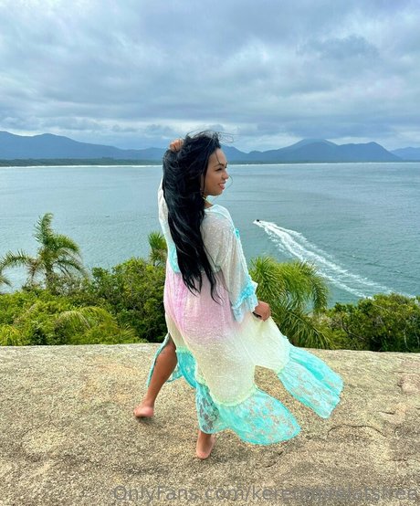 kerenmirelatsfree 裸のスター 写真