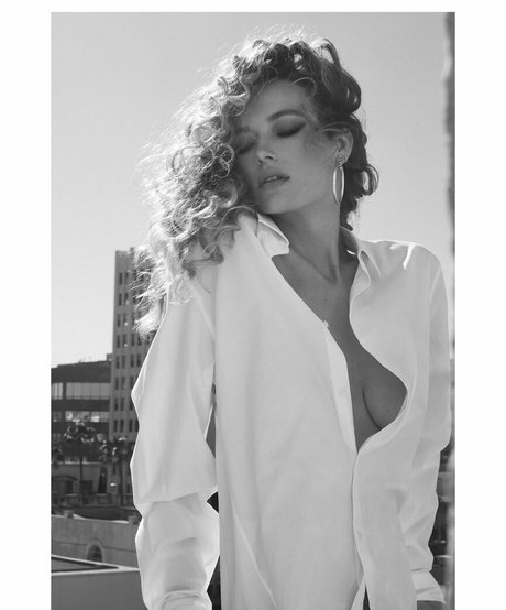 Hannah Ferguson HDスター 写真