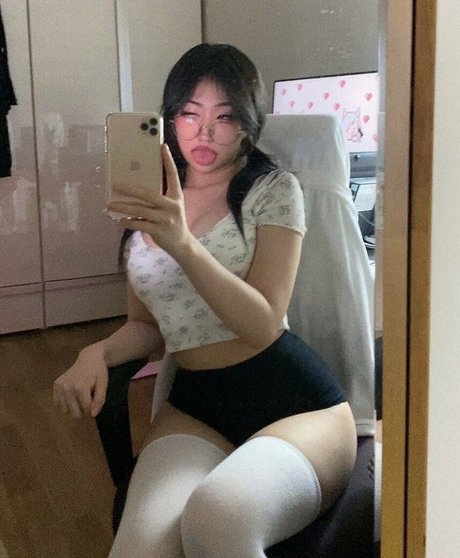 成熟したラテン系オンリーファンズ パーフェクト 写真